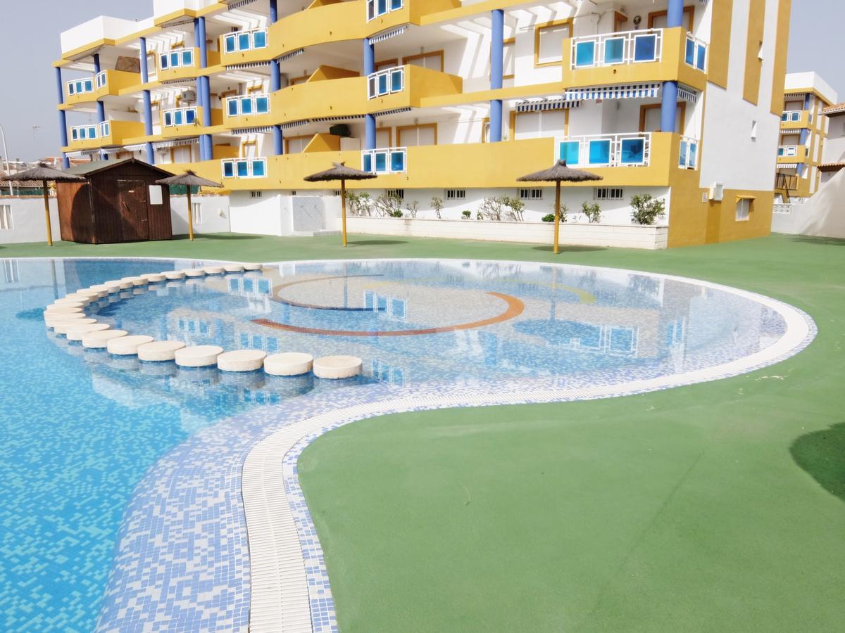 Apartamento Familiar Junto A La Playa De San Fernando - Oliva Buitenkant foto